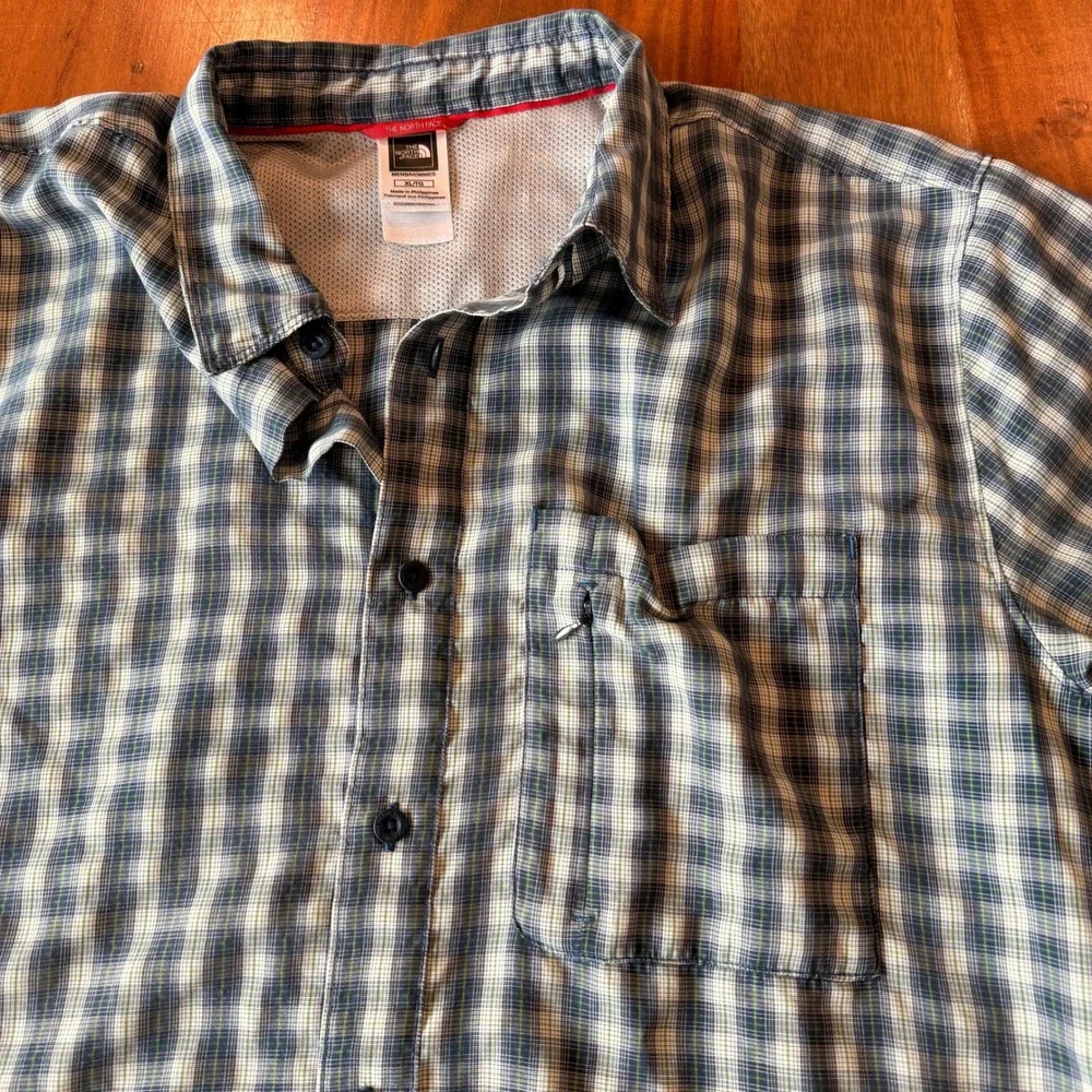 The North Face Men's Blue/Green Plaid Short Sleeve‎ Button Up Short Size XL